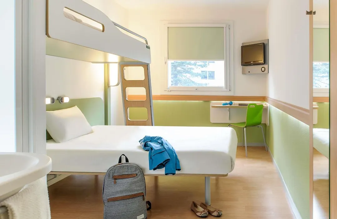 Hotel Ibis Budget Nancy Centre-1