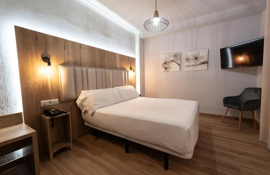 Hotel Sercotel Dona Carmela-1