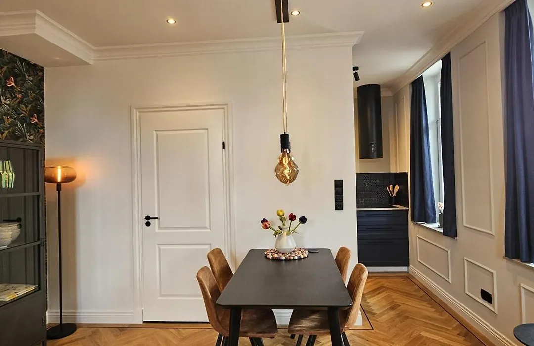 Auberge A Gen Kirk B&B-1