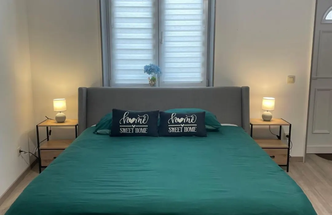 Appartement Dio Avec Garage Prive-1