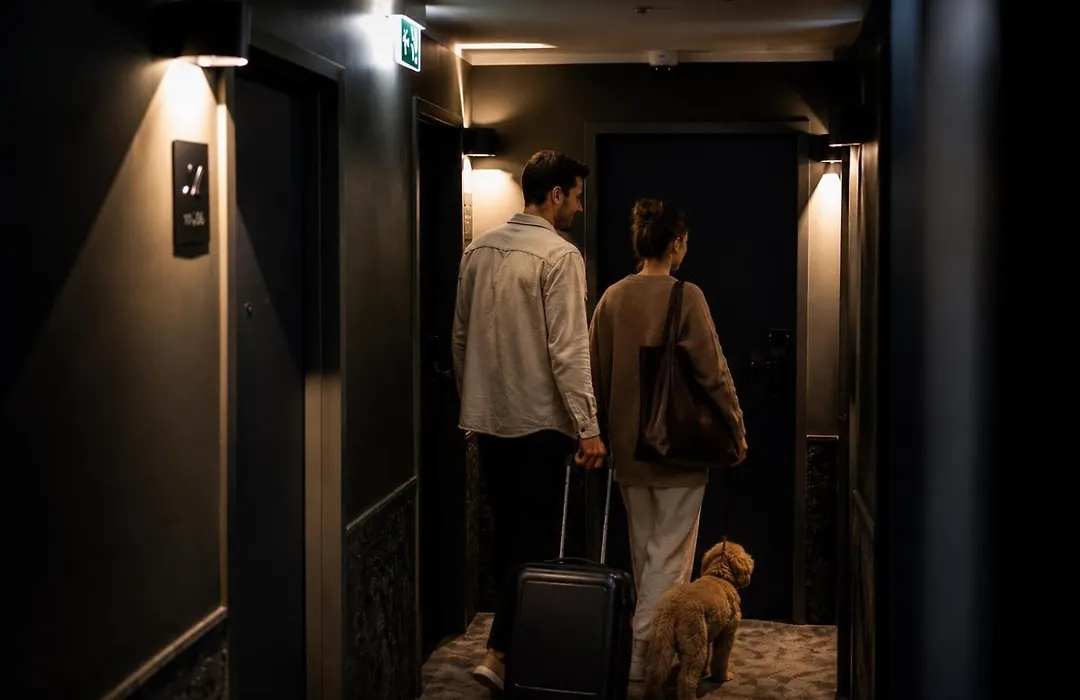 Sleephotels Cosmos-1