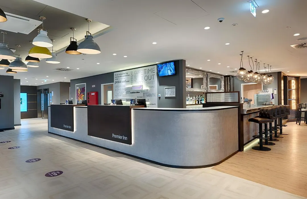 Premier Inn Berlin Kurfuerstendamm-1
