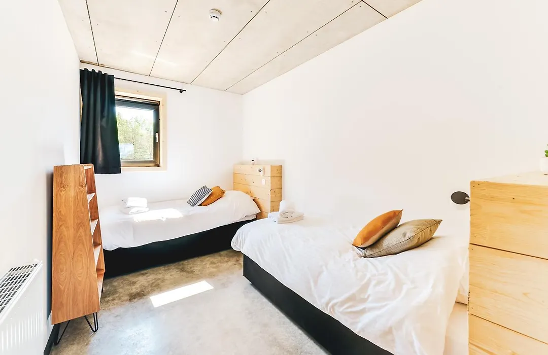 Daft Hotel & Glamping-1