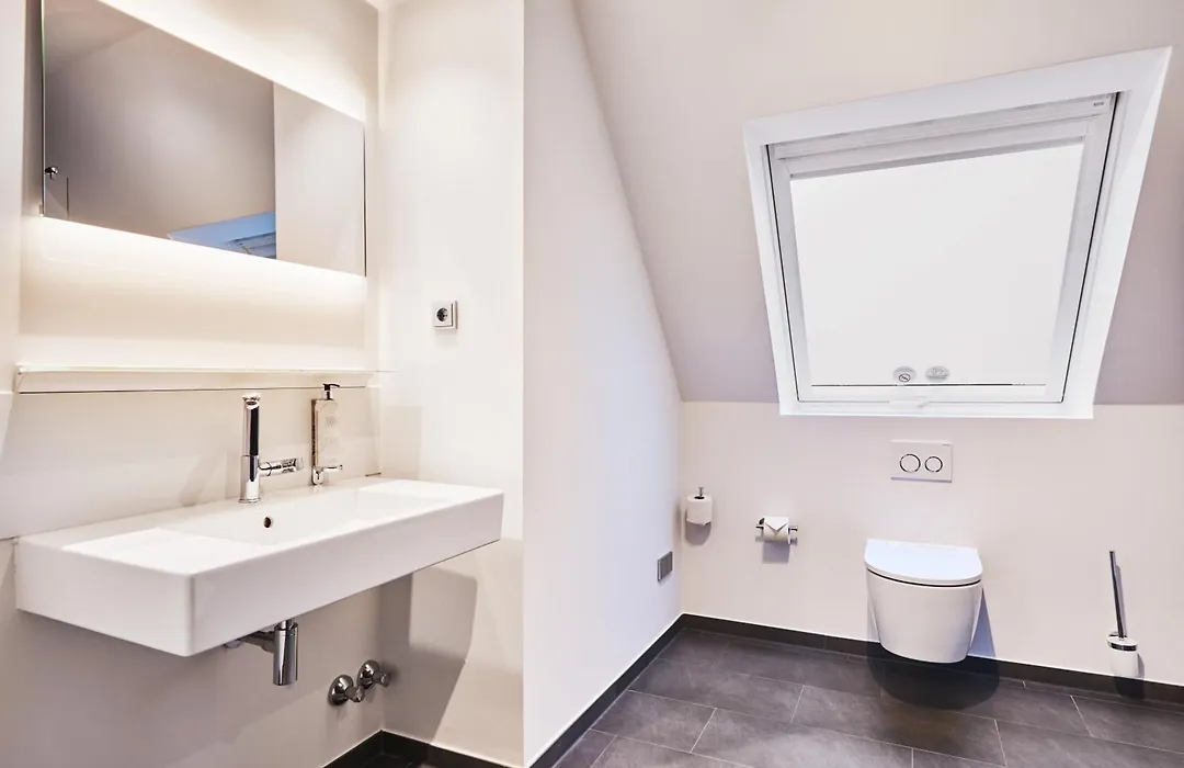 Premier Inn Koeln City Centre-1