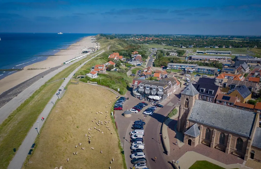 Strandhotel Zoutelande-1