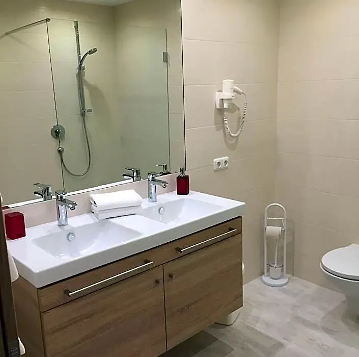 Hotel Garni Ingeborg-1