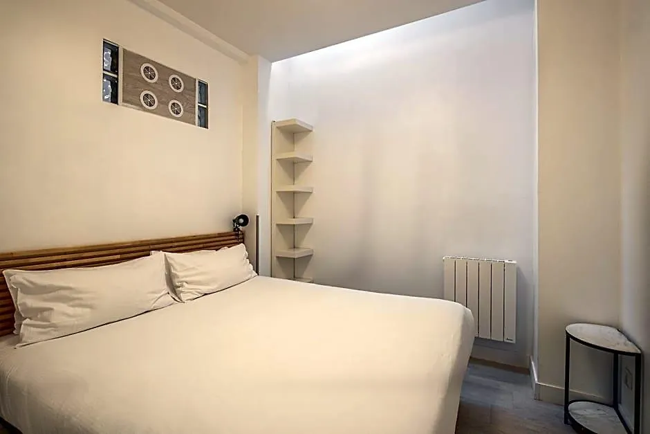 Residence Clignancourt-1