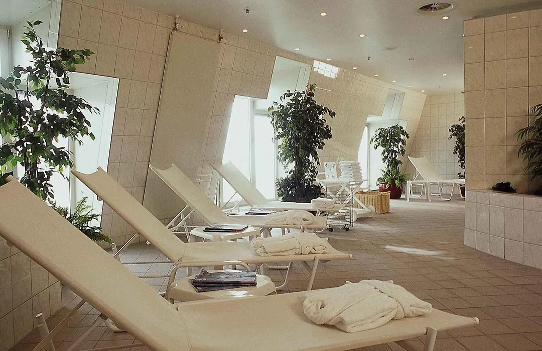 Mercure Hotel Berlin Tempelhof-1