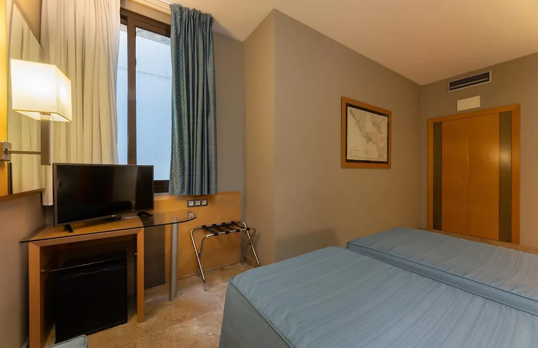 Hotel Del Mar-1