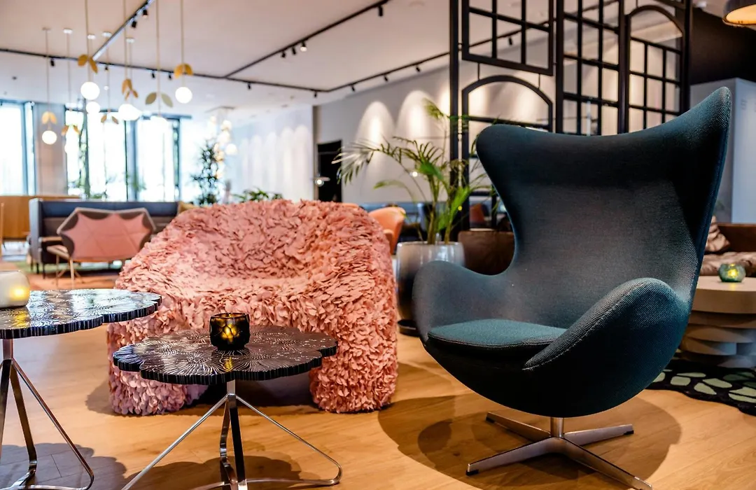 Motel One Amsterdam-1