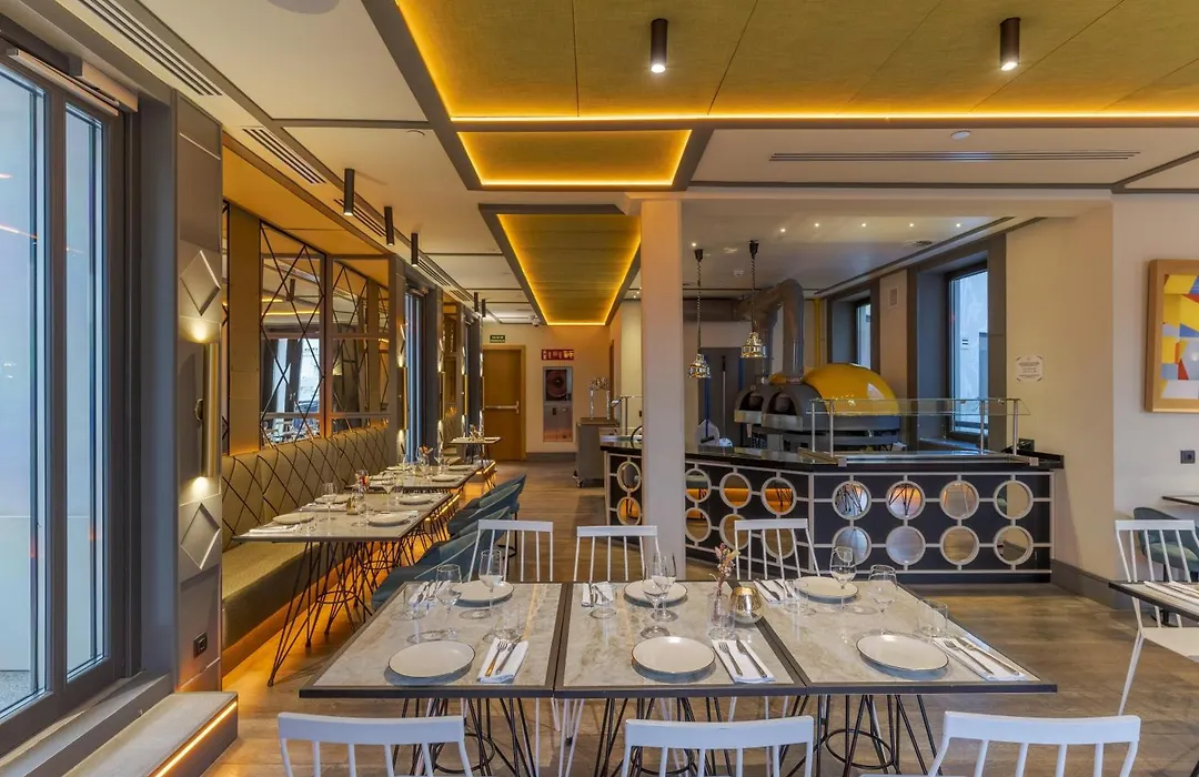 Pestana Cr7 Gran Via Madrid-1