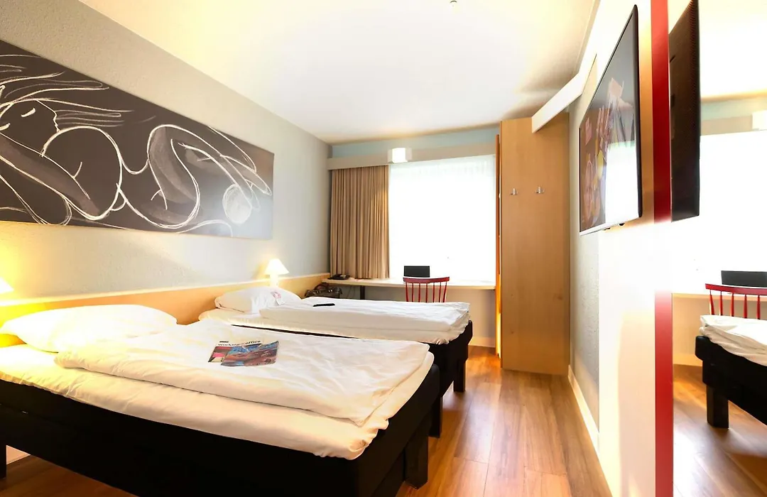Ibis Koeln Messe-1