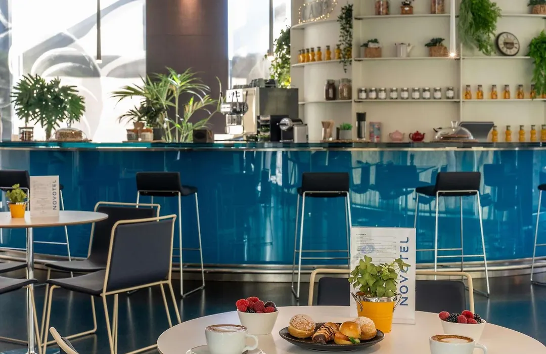 Novotel Barcelona City-1