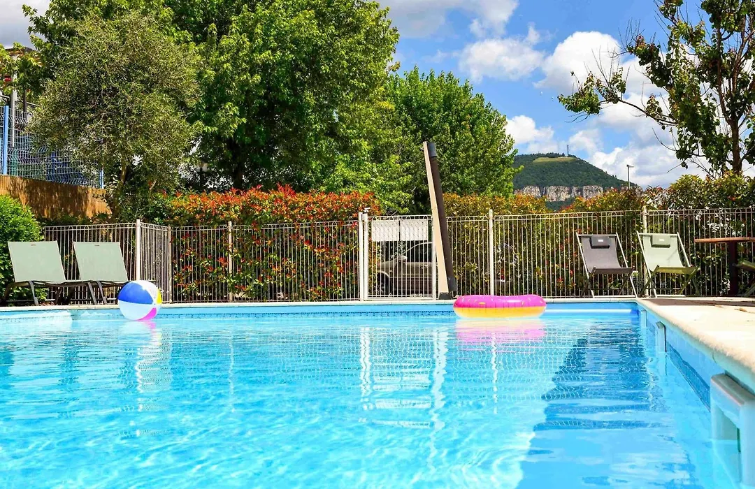 Ibis Budget Millau Viaduc-1