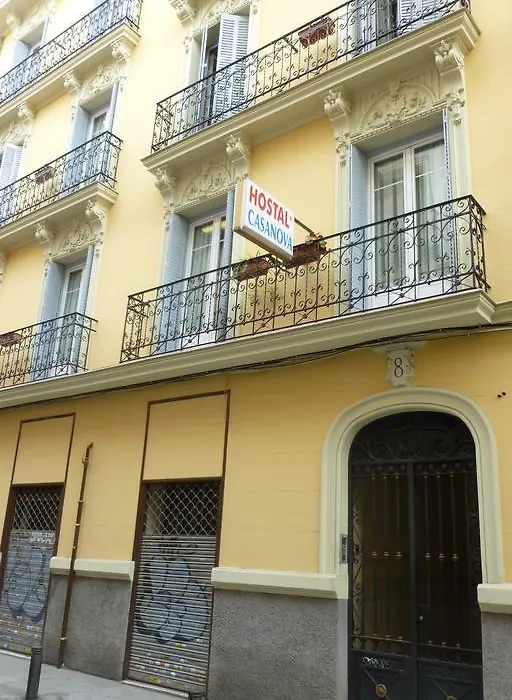 Hostal Casanova-1