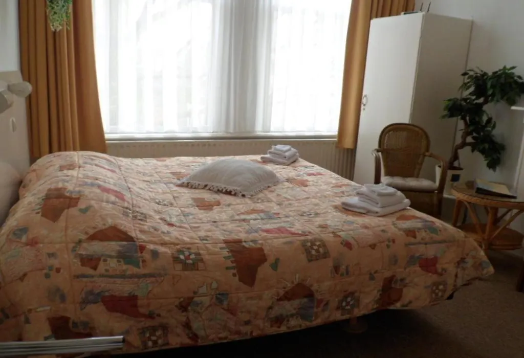 Staten Hotel-1