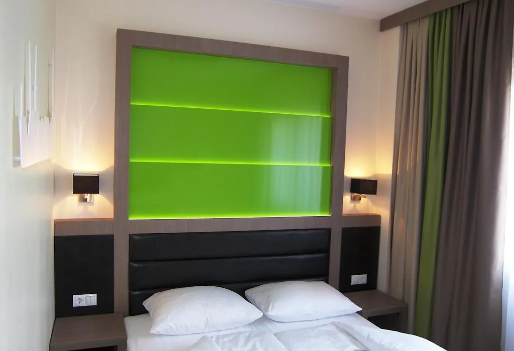 Novum Style Hotel Accord-1