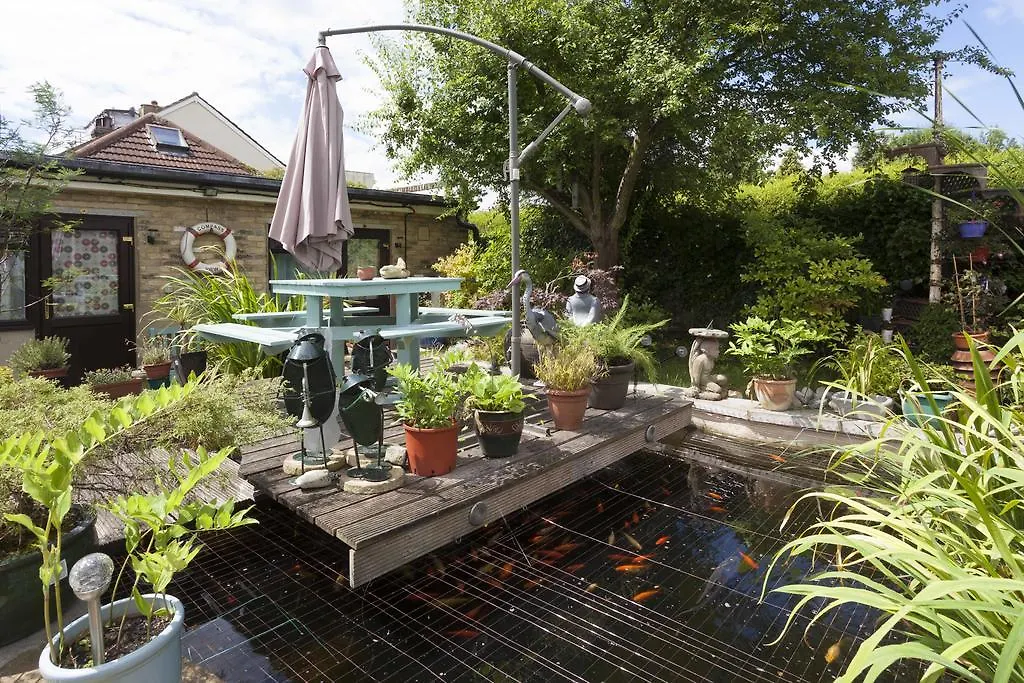 Melrose House-1