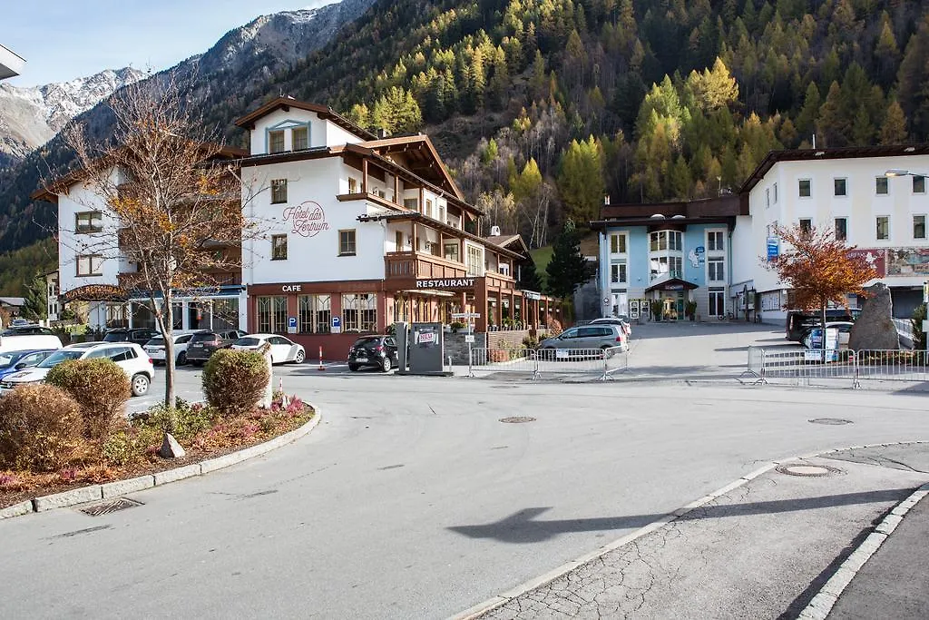 Hotel Das Zentrum-1