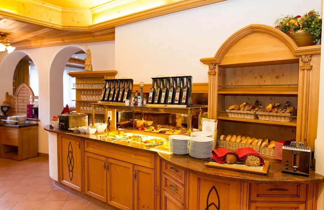 Hotel Albona-1