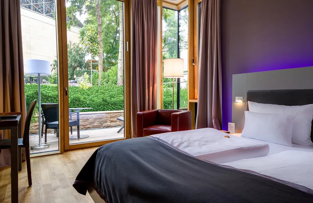Qube Hotel Bergheim-1