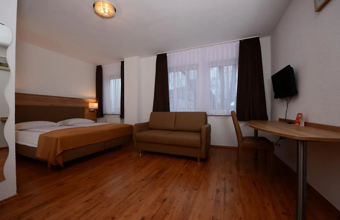 Hotel Linde Stuttgart-1