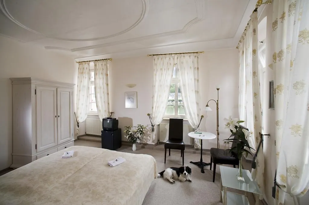 Hotel Goldener Hecht-1