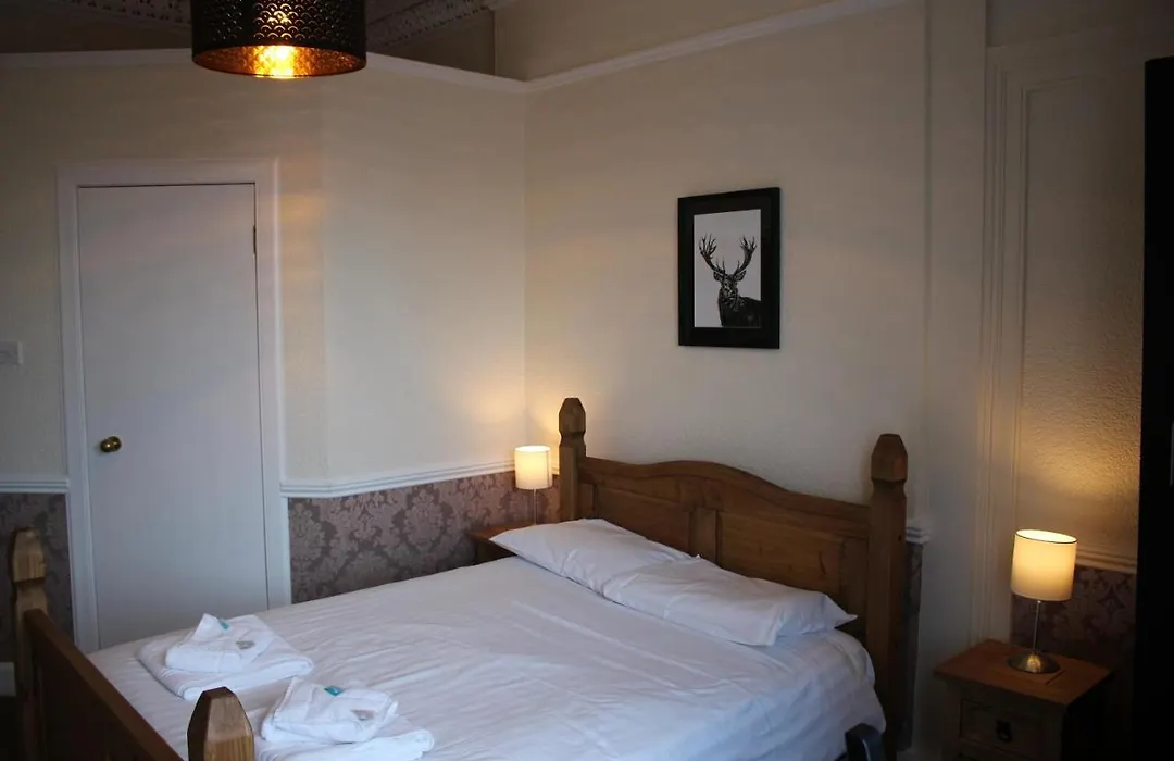 Ardmillan Hotel-1