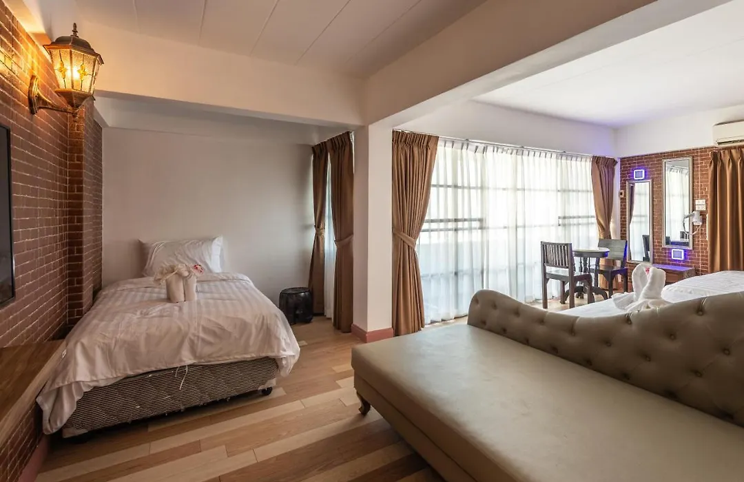 Infinite Hotel-1