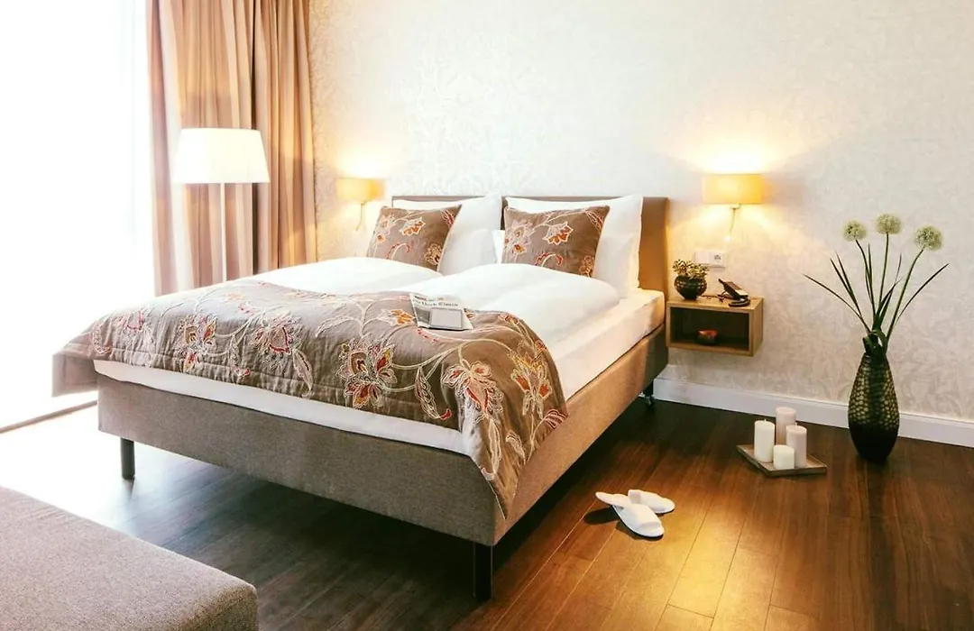 Chester Hotel Heidelberg-1