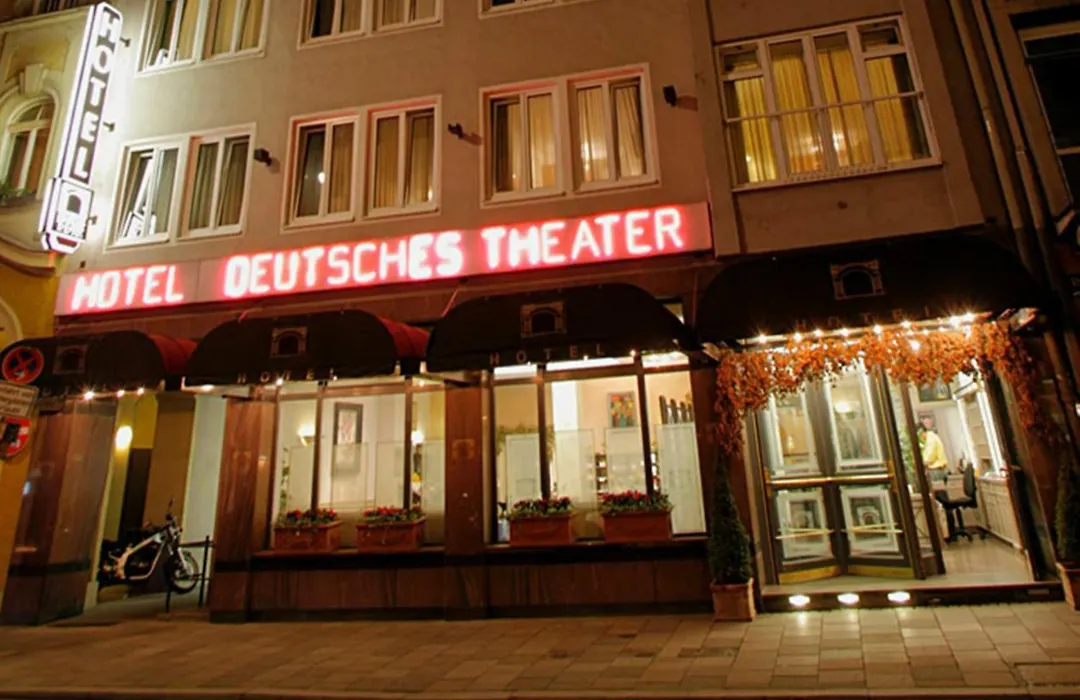 Hotel Deutsches Theater Landwehrstrasse-1