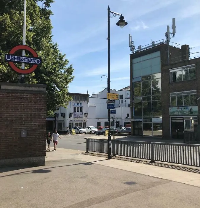 Best Western Northfields Ealing Hotel -Northfield Station Elizabeth Line-1