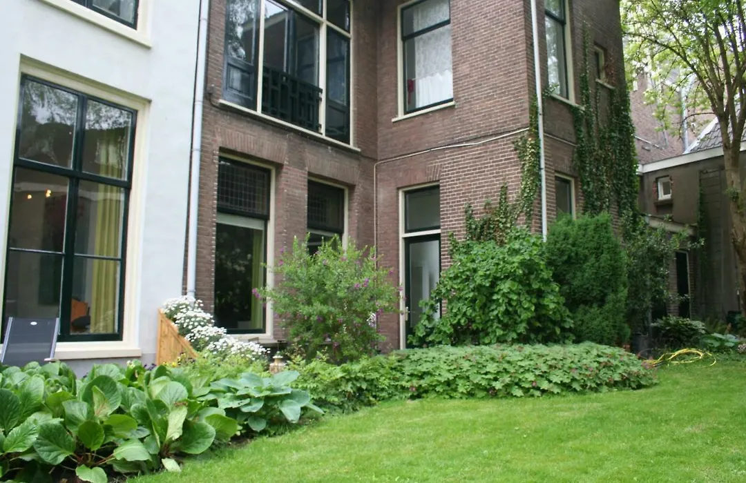 B&B Het Hart van Haarlem-1
