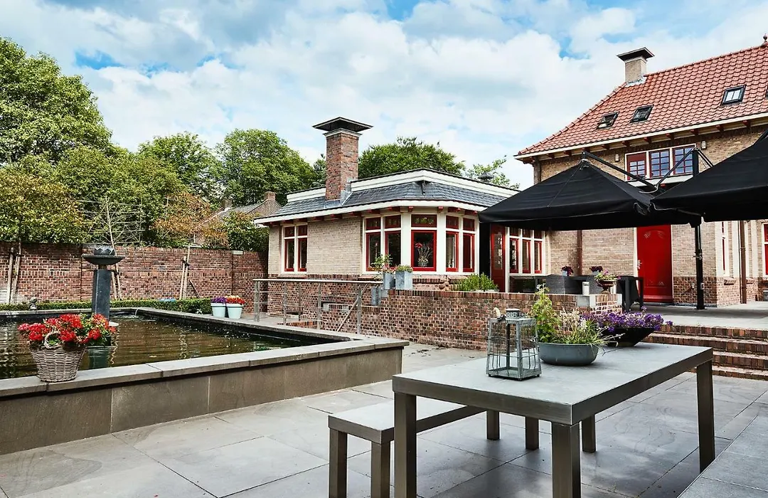 Guesthouse Villa Emmen-1