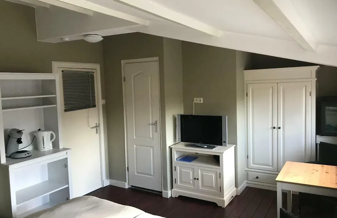 Beachroom-1