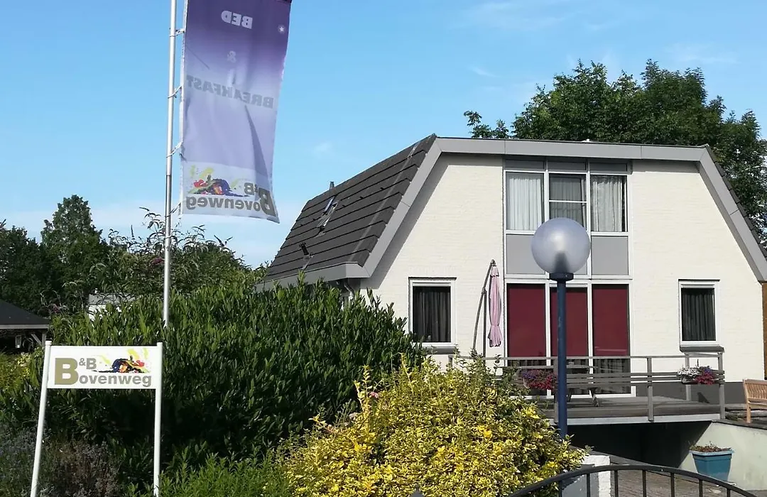 B&B Bovenweg-1