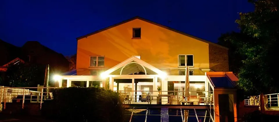 Hotel Pracha-1