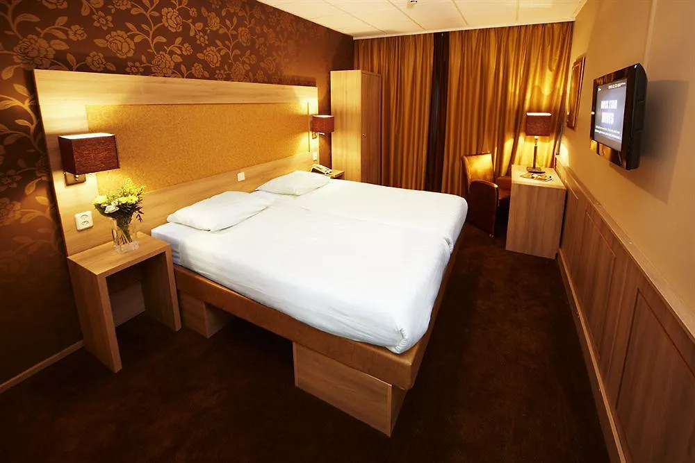 Hotel 74-1