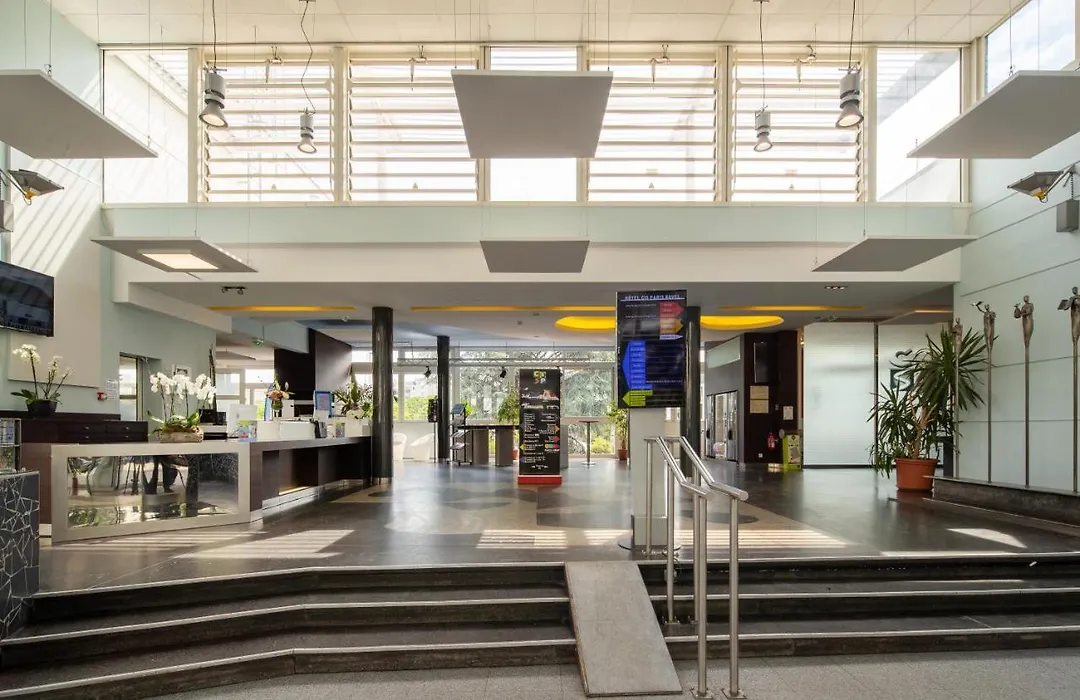 Hotel Cis Paris Maurice Ravel-1