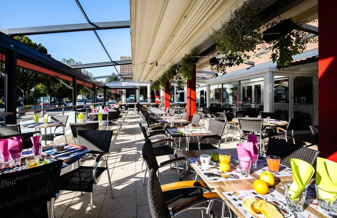 Hotel-Restaurant Espace Squash 3000-1