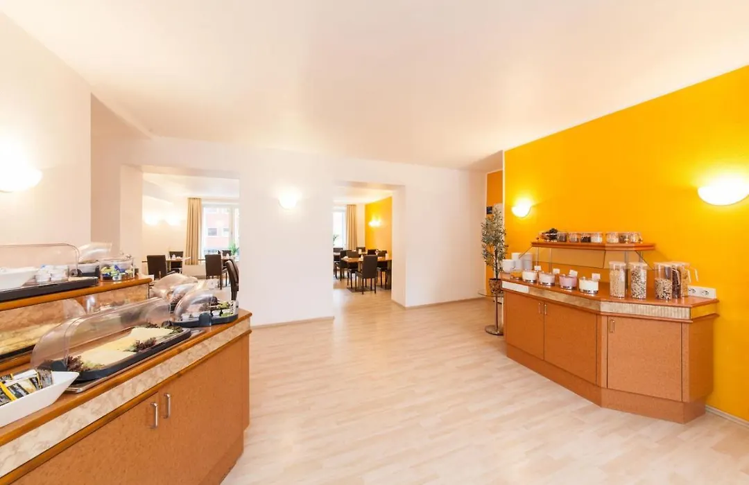Hotel Antares Düsseldorf-1