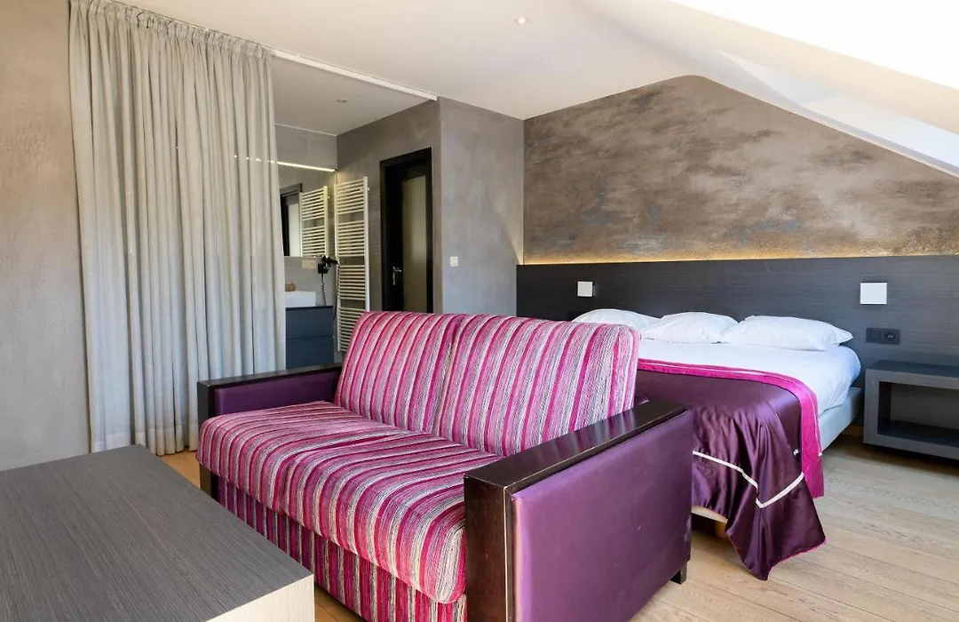 Hotel Victoria - Maison Caerdinael-1