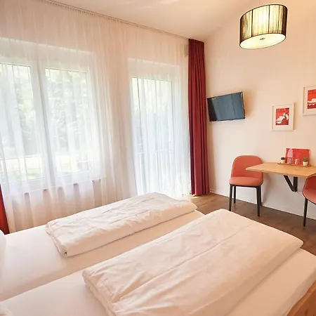 Busses Guesthouse-2
