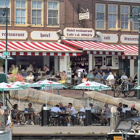 Hotel Cafe Restaurant Van Den Hogen-3