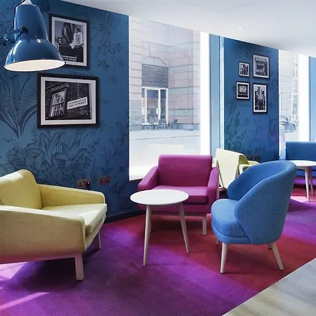 Travelodge London City-3
