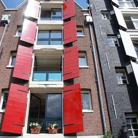 Hip & Stylish Apartment In Center, Near Trainstation, 15 Min Walk-3