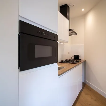 Escamp Apartments-3