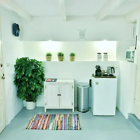 Amsterdam Home-2