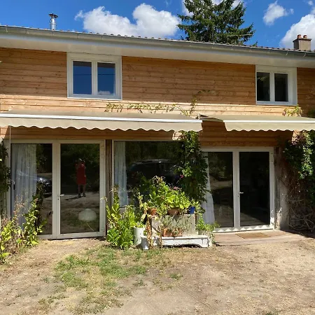 Maison D'Hotes Des Perrieres-3