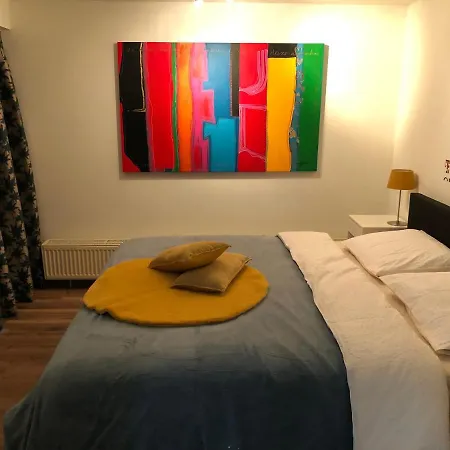 B&B Rose-2